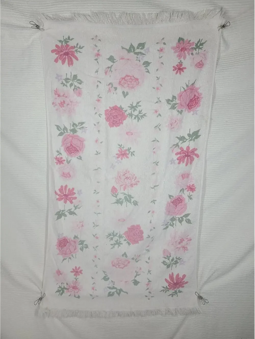 Set of 2 1960s Rose Print Bath Towel 100% Cotton Retro Vintage Bathroom Pinup